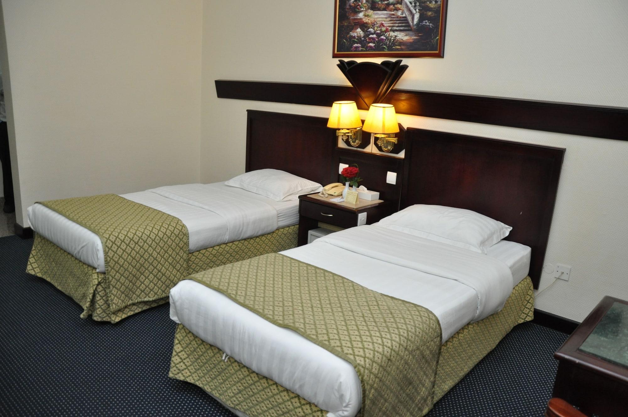 Claridge Hotel Dubai Bagian luar foto