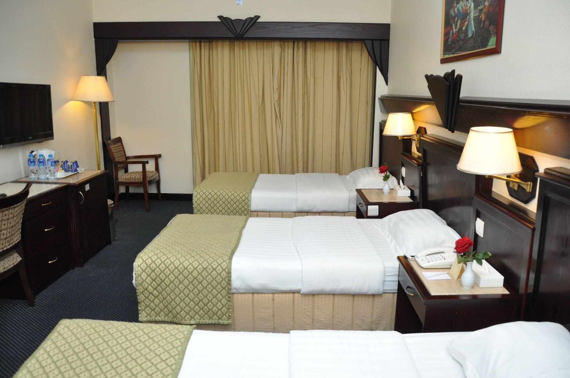 Claridge Hotel Dubai Bagian luar foto